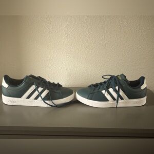 Adidas Cloudfoam Sneakers - Teal - W11 - Like New!